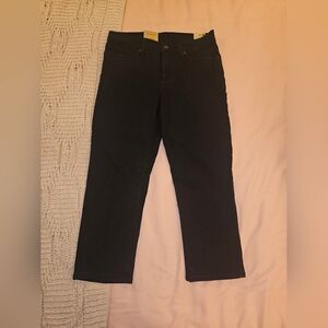 Classic Levi's 311 Shaping Capri Black Straight-Leg Jeans NWT
